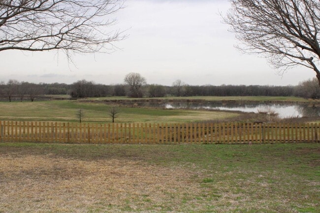 Photo - 6213 Covington Dr