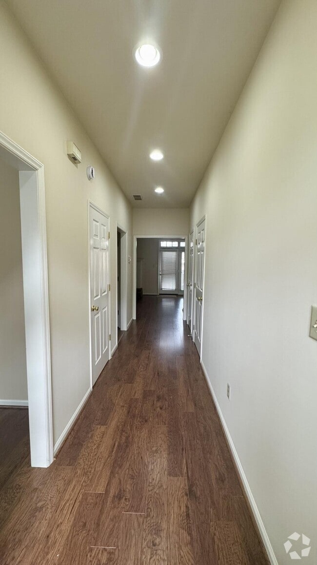 Building Photo - 1359 Gray Hawk Rd Rental