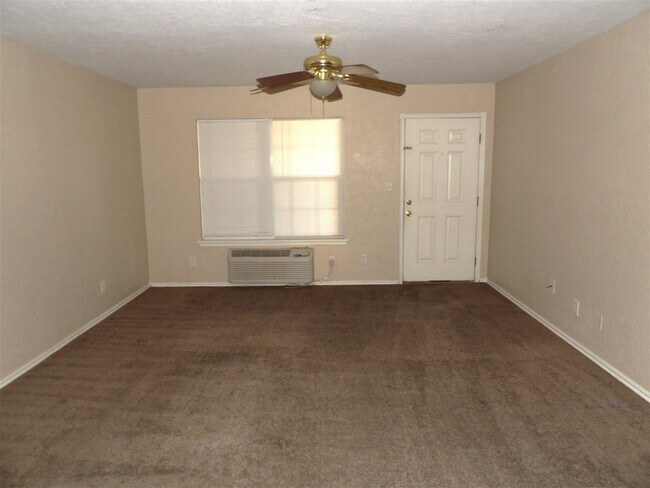 Photo - 2416 SW G Ave Unidad 206