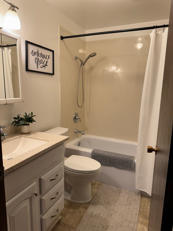 Photo - 601 S 60th Ave Unit A