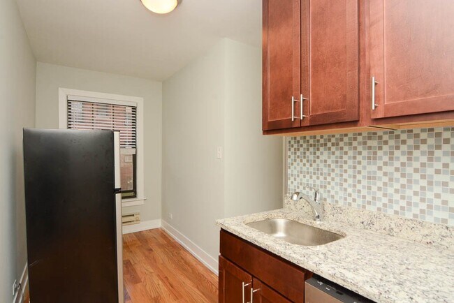 Photo - 2915 N Mildred Ave Unit Z1