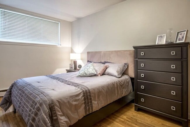 Photo - Fay Ellen Apartments