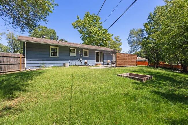 Photo - 7301 NW 73rd St