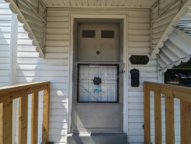 Photo - Welcome to Your Charming New Home on Minnie Avenue!