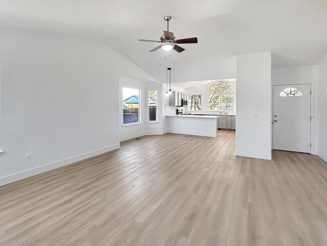 Photo - 5317 N Candlestick Ave