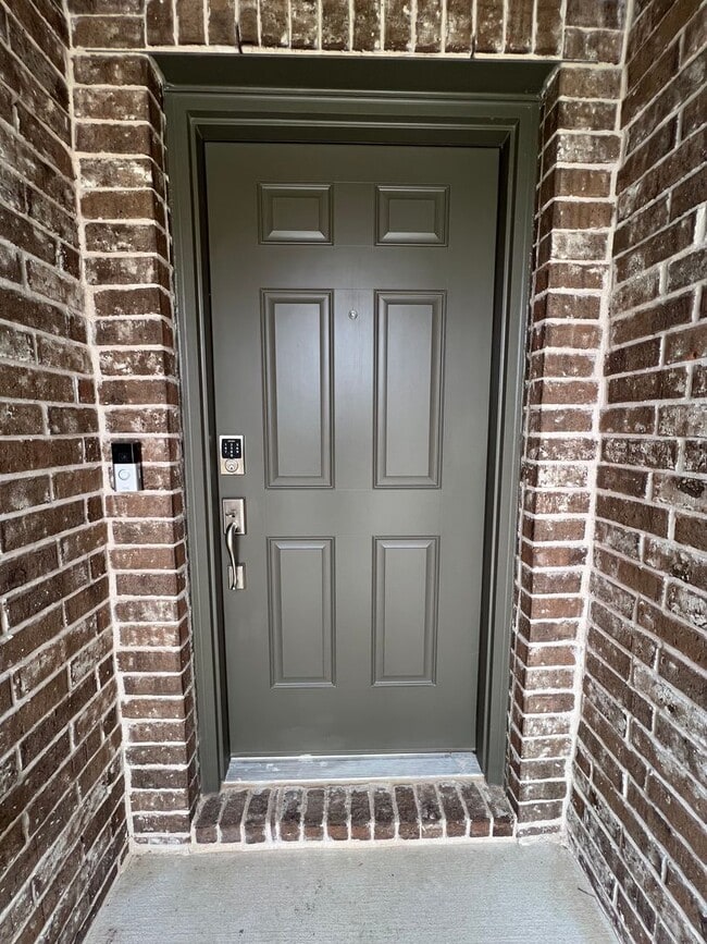 Photo - 204 Doodle Ln