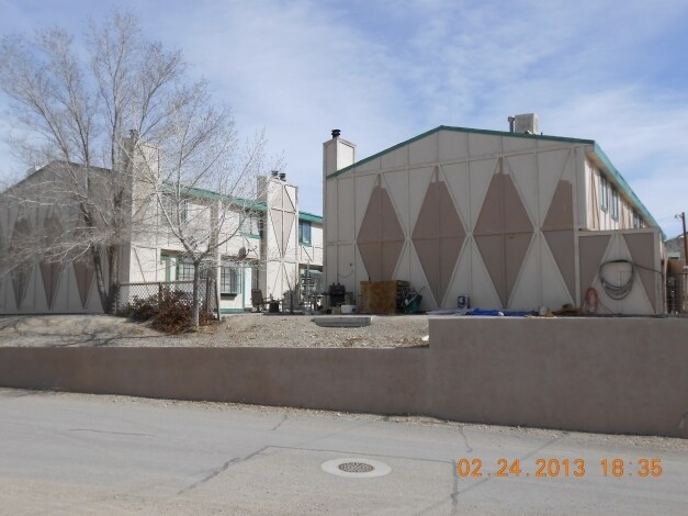 Photo - Parkside Apartments
