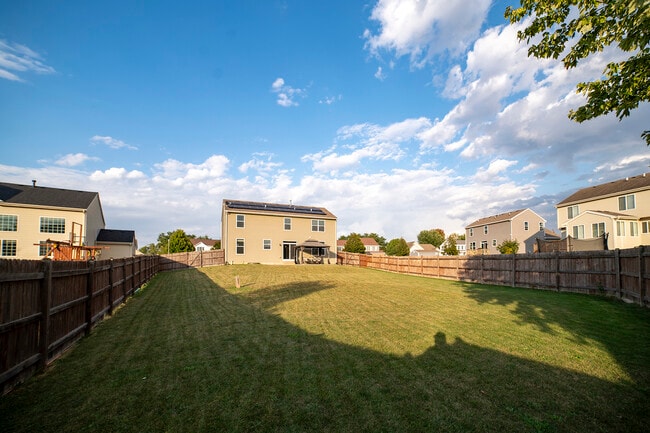 Photo - 442 Windett Ridge Rd