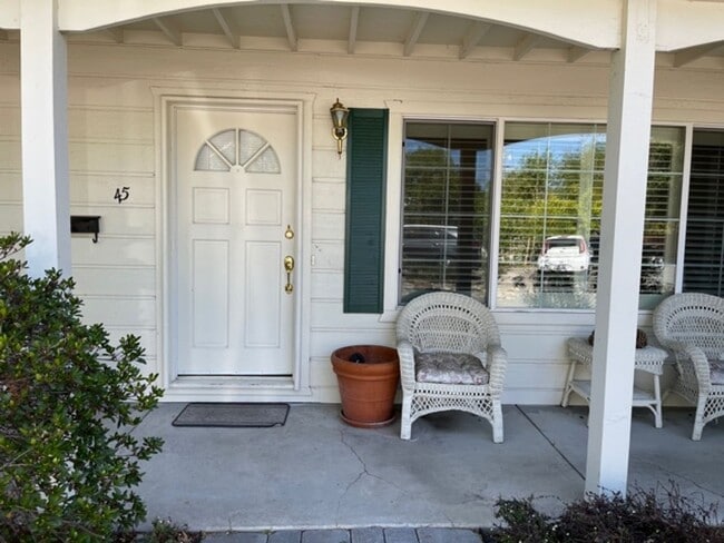 Photo - Charming single level 3 bedroom + office duplex. Downtown Walnut Creek!