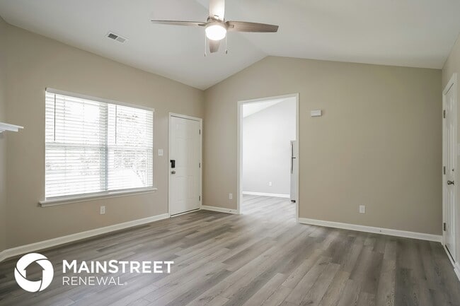 Photo - 805 Nivison Ct