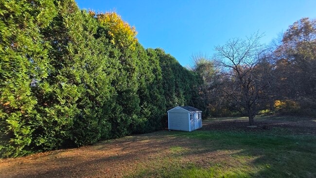 Photo - 13 E Brookfield Rd