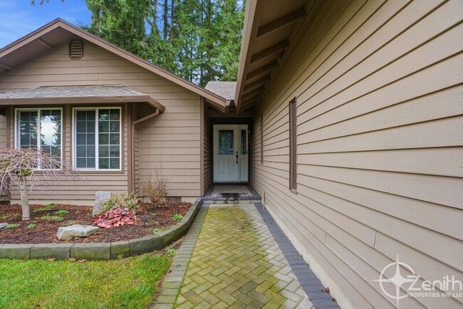 Photo - 13902 NE Piper Rd