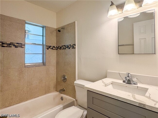 Photo - 914 San Remo Ave
