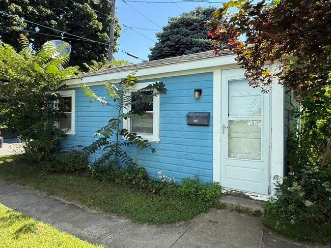 Building Photo - 174 Bluff Ave Rental