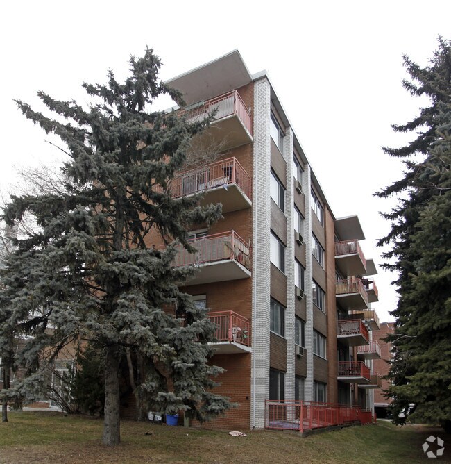 Photo - 765 Browns Line