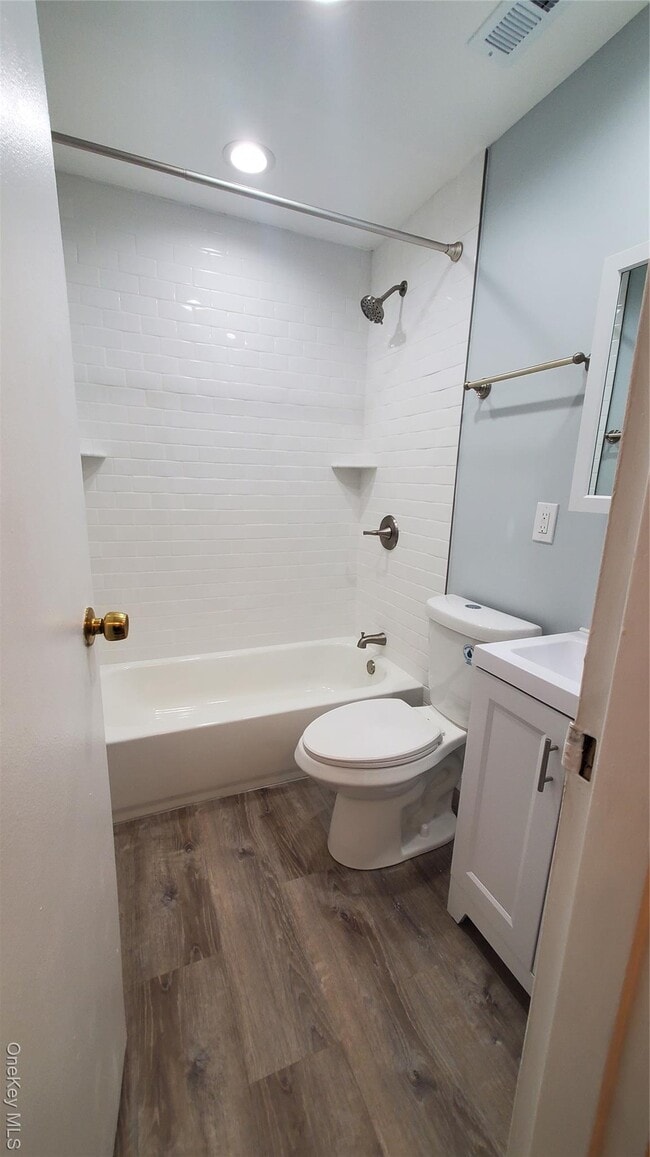 Photo - 11 Laramie Ct Unit 11