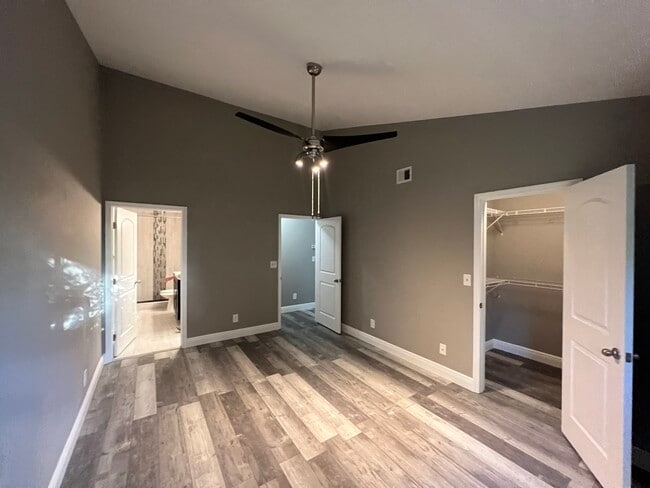 Photo - 3429 NW 44th St Unit 203