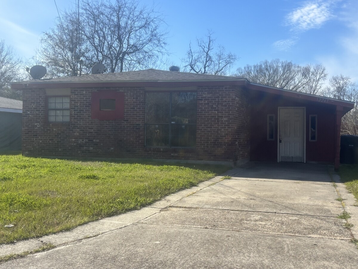 Photo - 12247 Leonidas Dr