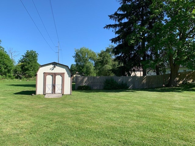 Photo - 92 Robinhood Dr