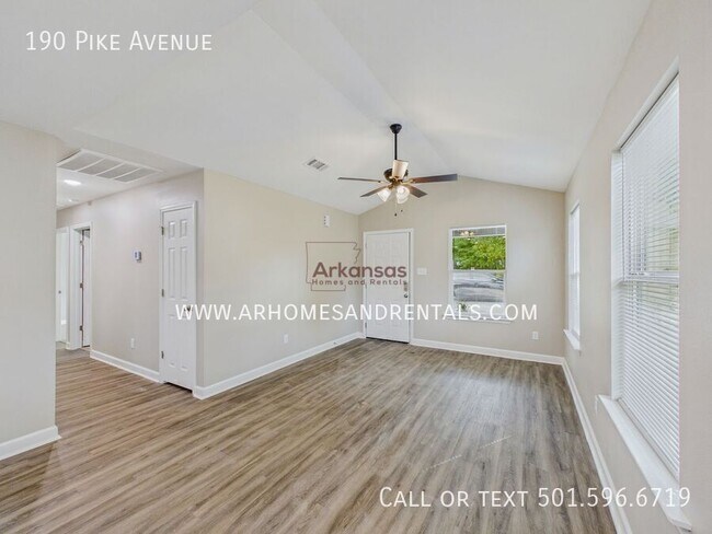 Photo - 190 Pike Ave