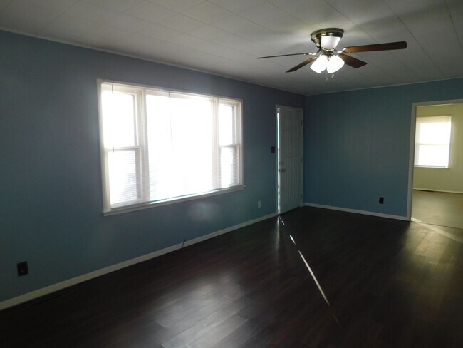Photo - Spacious 3 bedroom & 1 bath