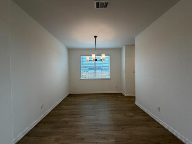 Photo - 9922 Red Knot St
