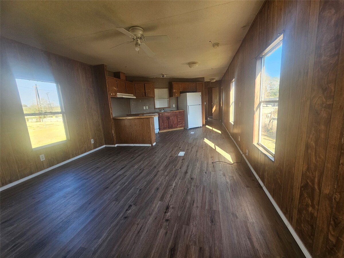 Photo - 1423 S Prosperity St