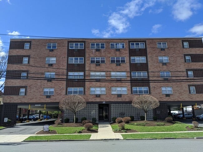 25 Fairmount