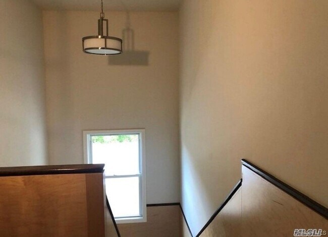 Photo - 40-15 214th Pl Unit 2R