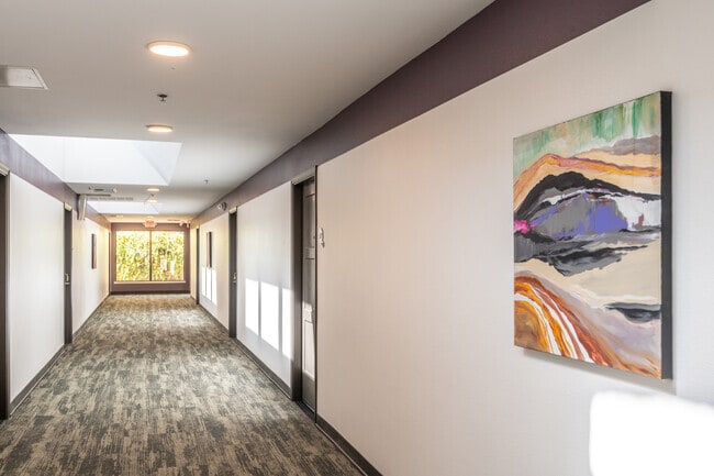 1BR, 1BA