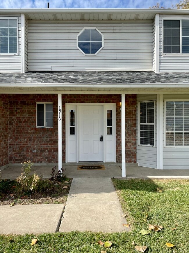 Photo - 4 Bedroom Syracuse Home