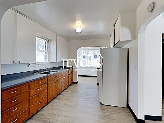 Photo - 2 Bedrooms, 1 Bathroom Single-Family Home Near Yakima State Fairground