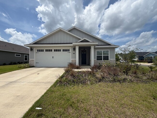 Building Photo - 6737 SW 13th Ln
