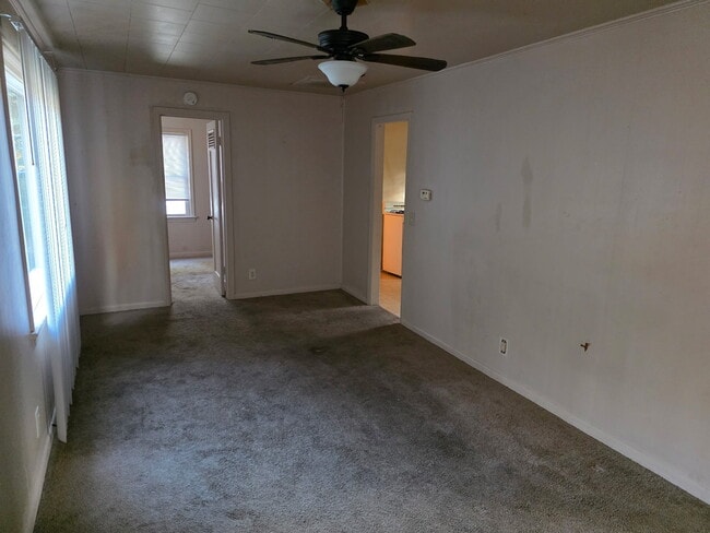 Photo - 732 Maplehill Ave