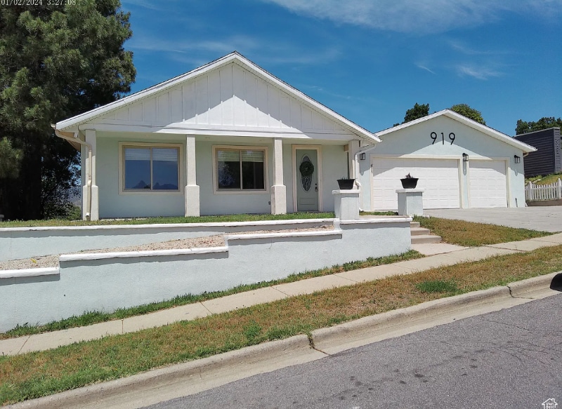 Photo - 919 E Millbrook Wy