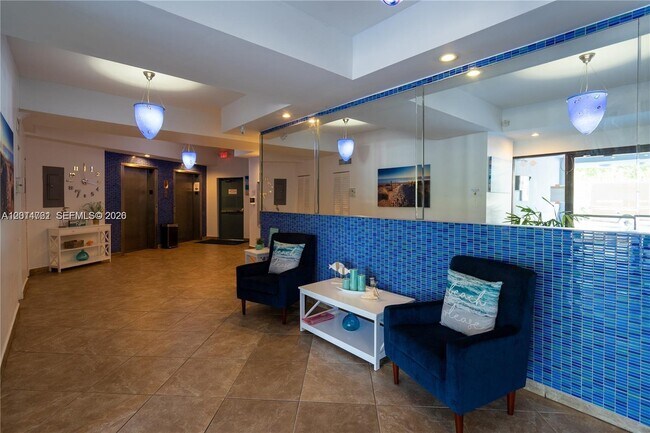 Photo - 7300 Wayne Ave Unidad 401