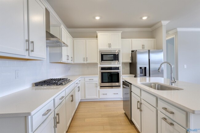 Photo - 188 Clift Crk Dr