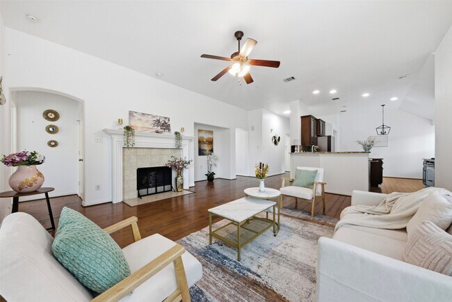 Photo - 4303 Wellington Grove Ln