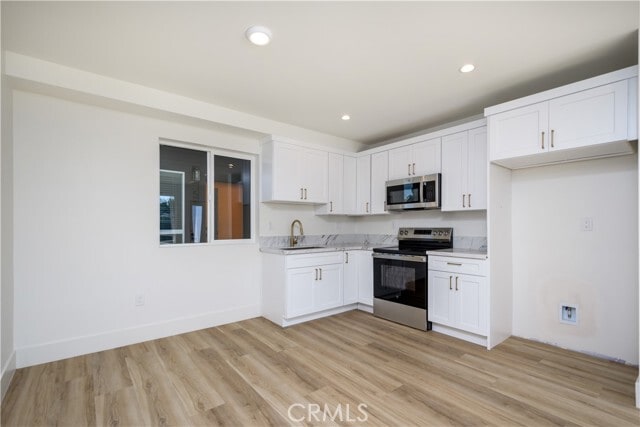 Photo - 5824 Gage Ave