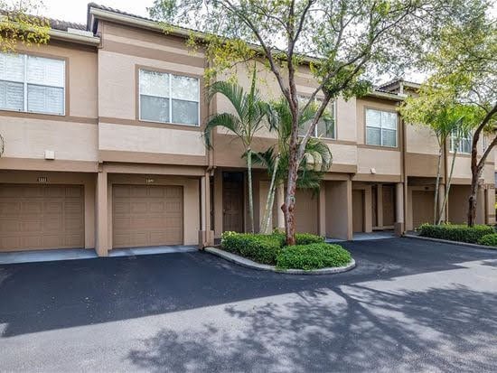 Photo - 611 Arbor Lake Ln (Tampa, FL)