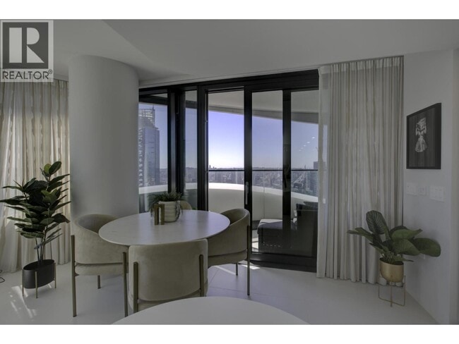 Photo - 1033 Nelson St. Unit 3702