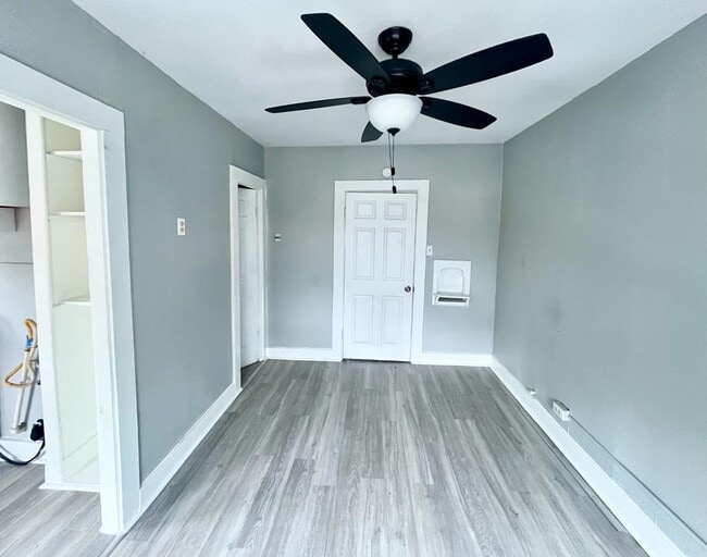 Photo - 217 Lotus St