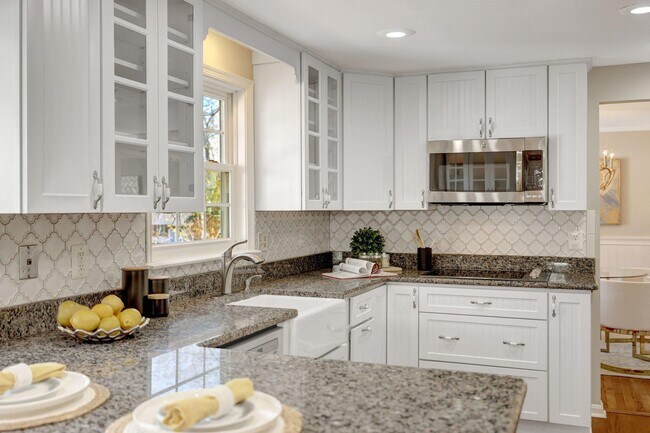 Photo - 2015 Freedom Ln