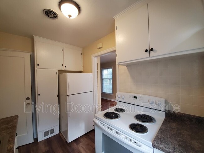 Photo - 314 S 47th St