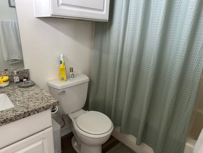 Photo - 2533 S 3rd St Unidad B