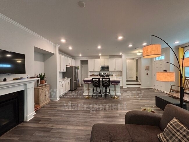 Photo - 203 Gremar Dr.