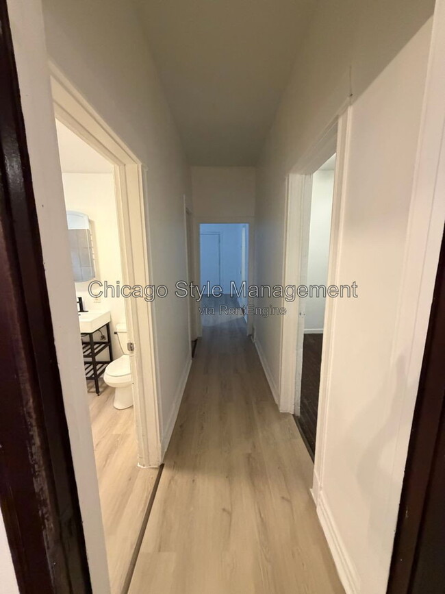 Photo - 5734 S Loomis Blvd Unit 1