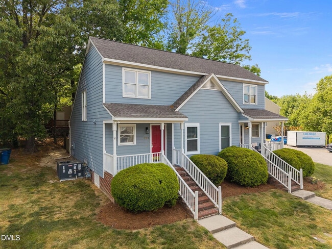 Photo - Room in Townhome on Oakland Hills Way