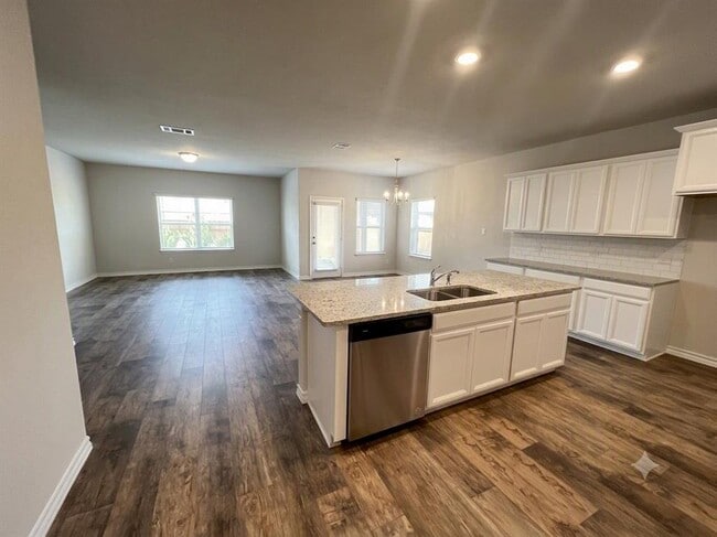 445 Blue Stem Rd