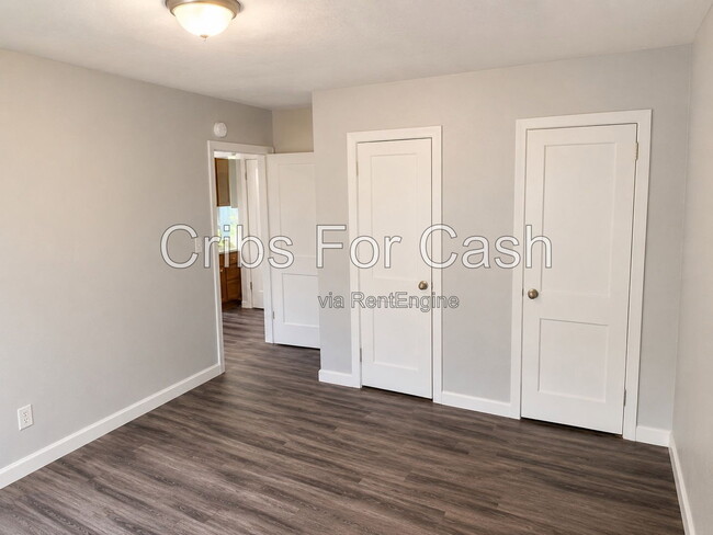 Photo - 3251 Meadow Ln